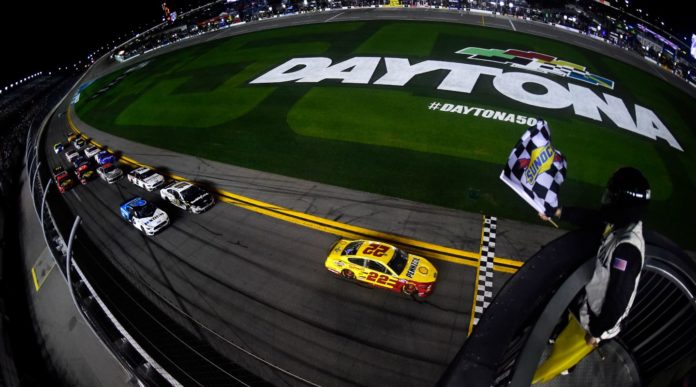 Joey Logano taking checkered flag in Duel race at Daytona 2020