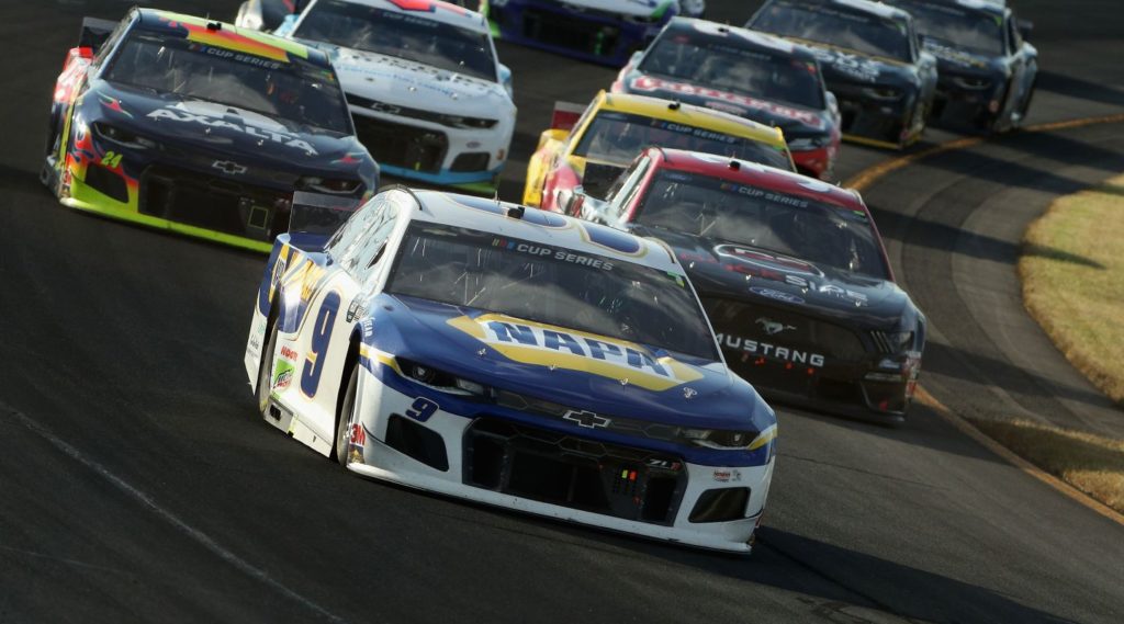 Chase Elliott leading the pack at Pocono 2020