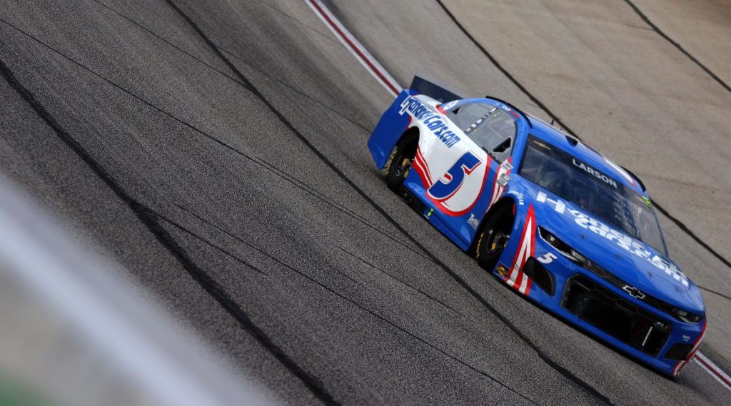 Kyle Larson in the Hendrick Cars #5 Chevrolet at Atlanta Motor Speedway 2021