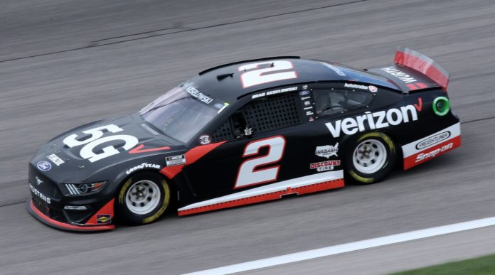 Brad Keselowski 5G Verizon Ford at Kansas