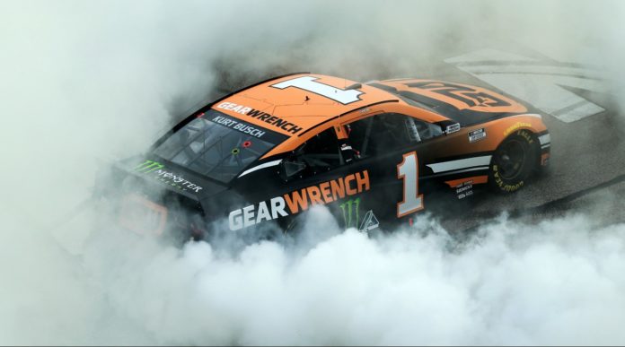 Kurt Busch burnout victory celebration at Atlanta 2021 win